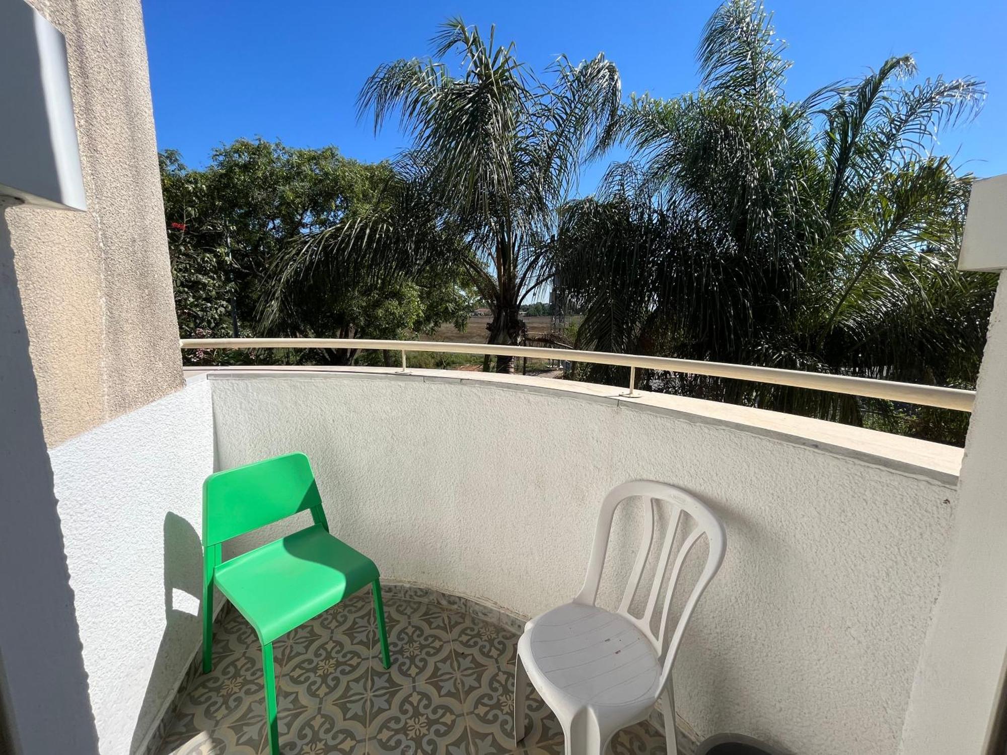 בית מרום Gan HaShomron Extérieur photo
